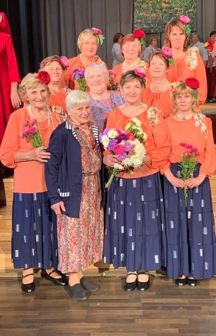 Deju kopa "Draiskās Peonijas"